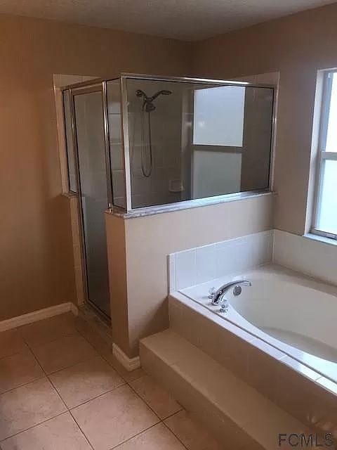 Avant — Salle de bain principale